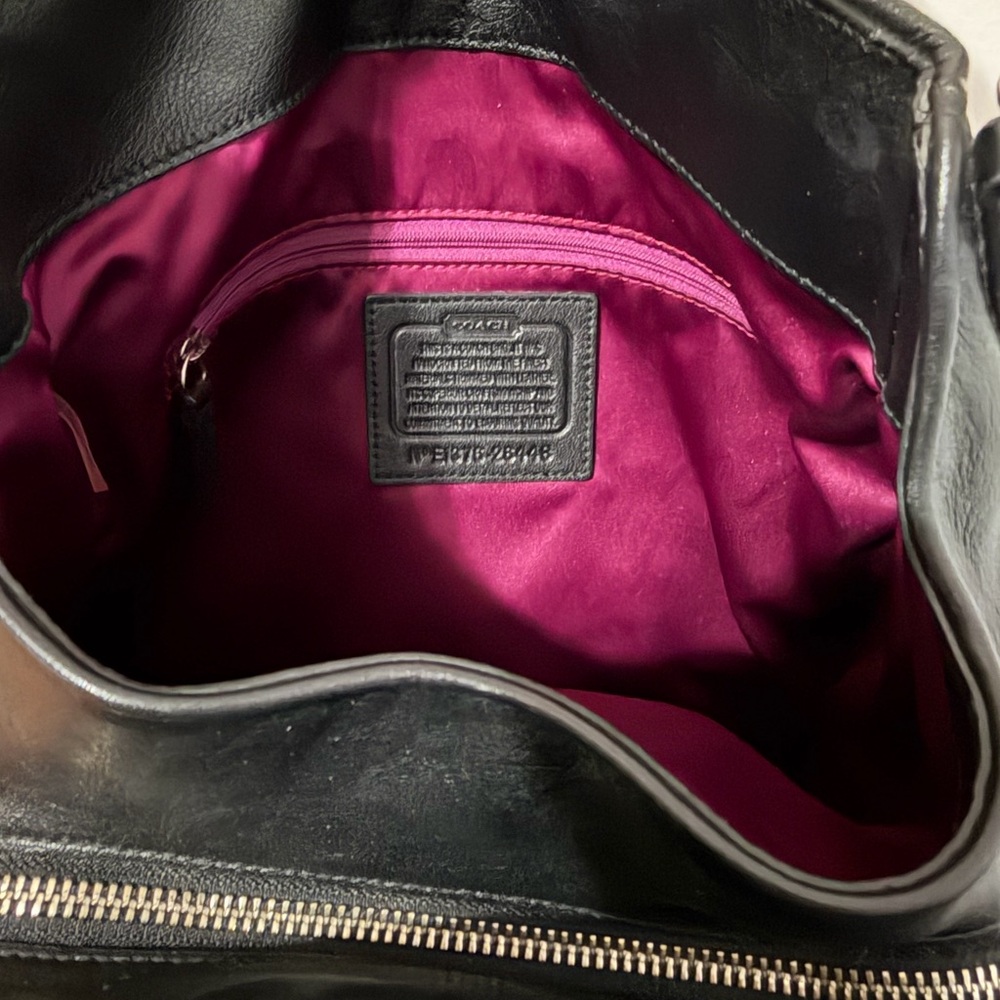 COACH Black CC & Leather Shoulder Purse - Picture 5 of 8